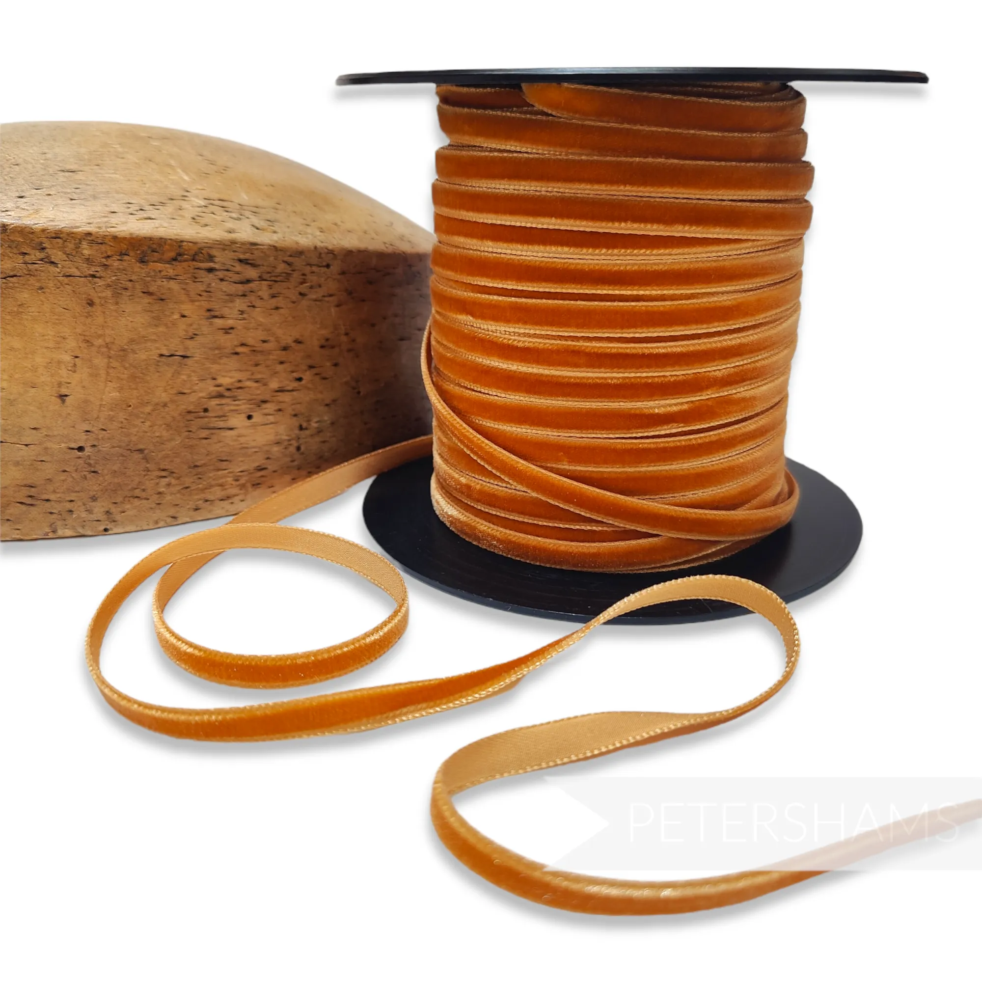 7mm French Velvet Ribbon - 1m