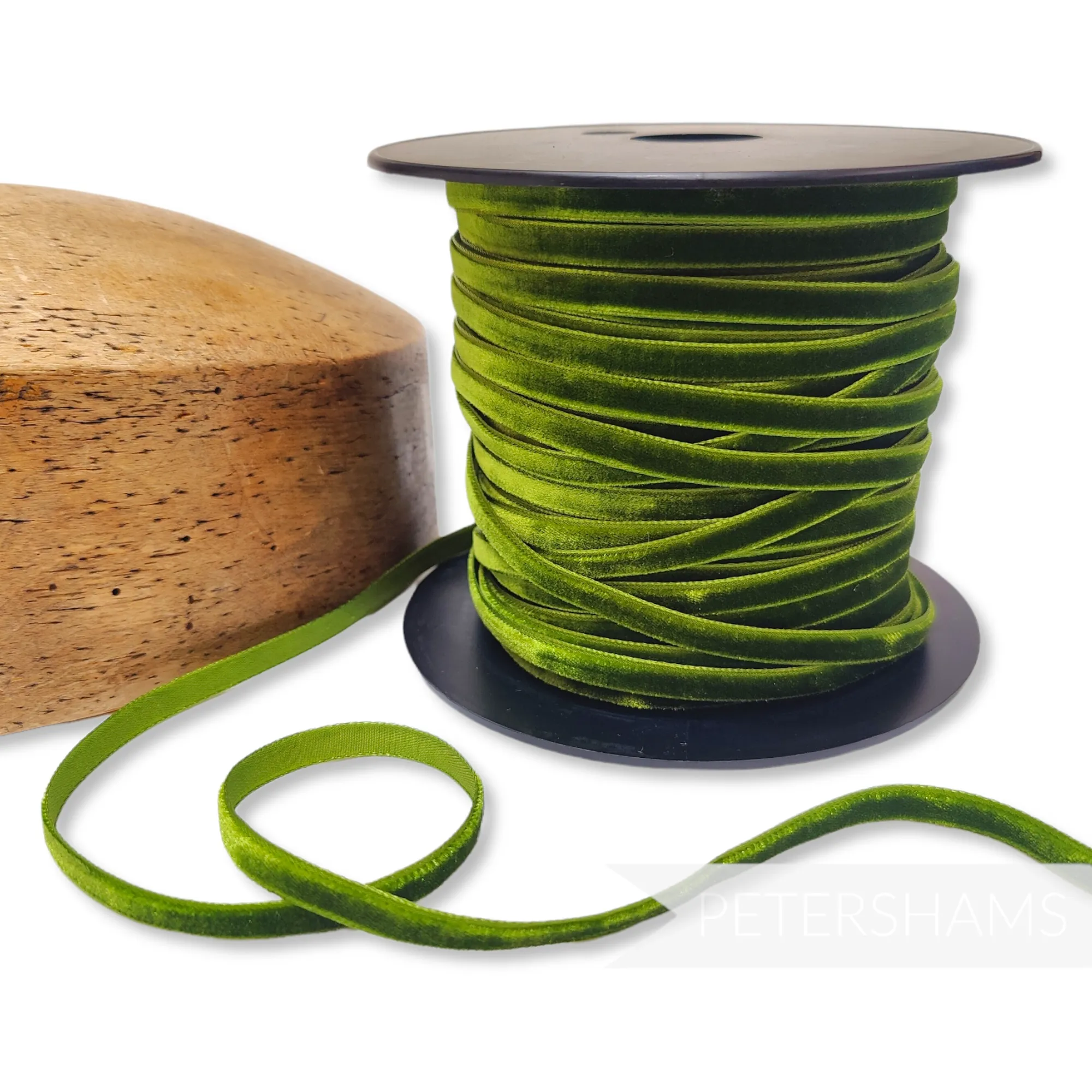 7mm French Velvet Ribbon - 1m