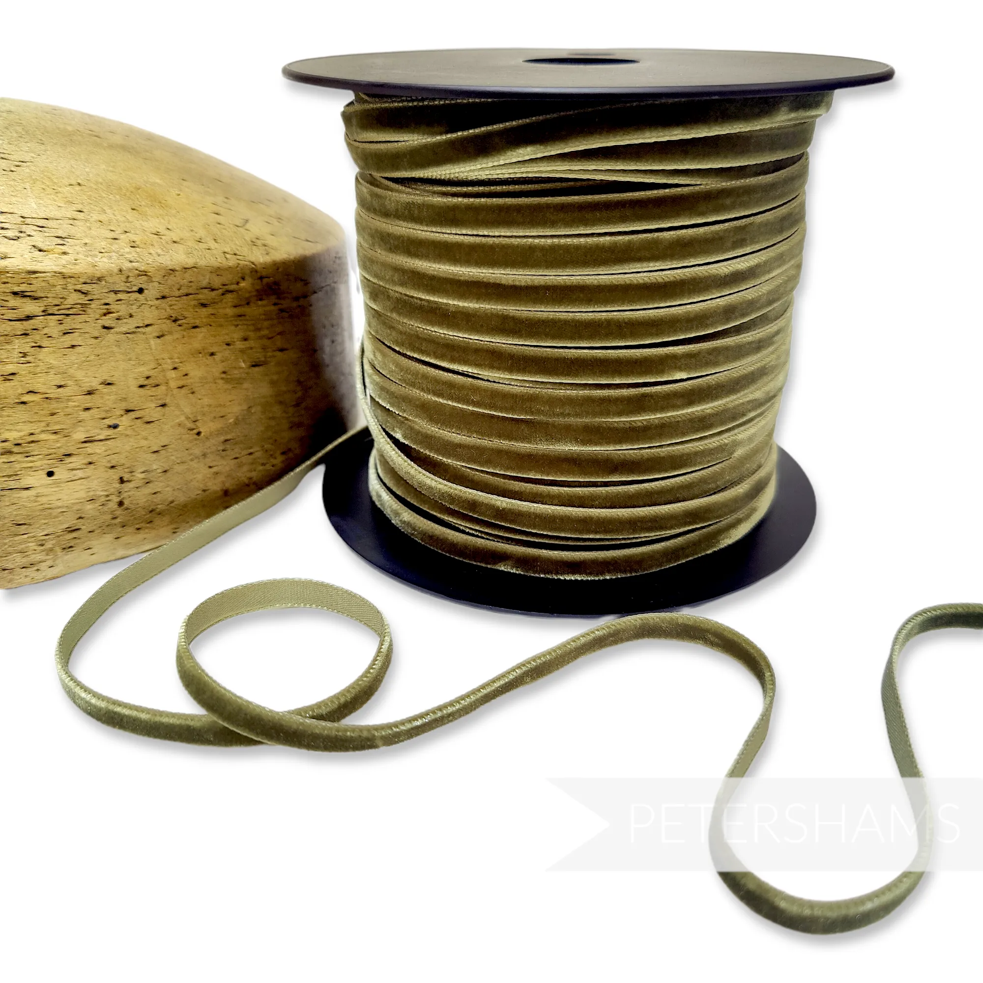7mm French Velvet Ribbon - 1m