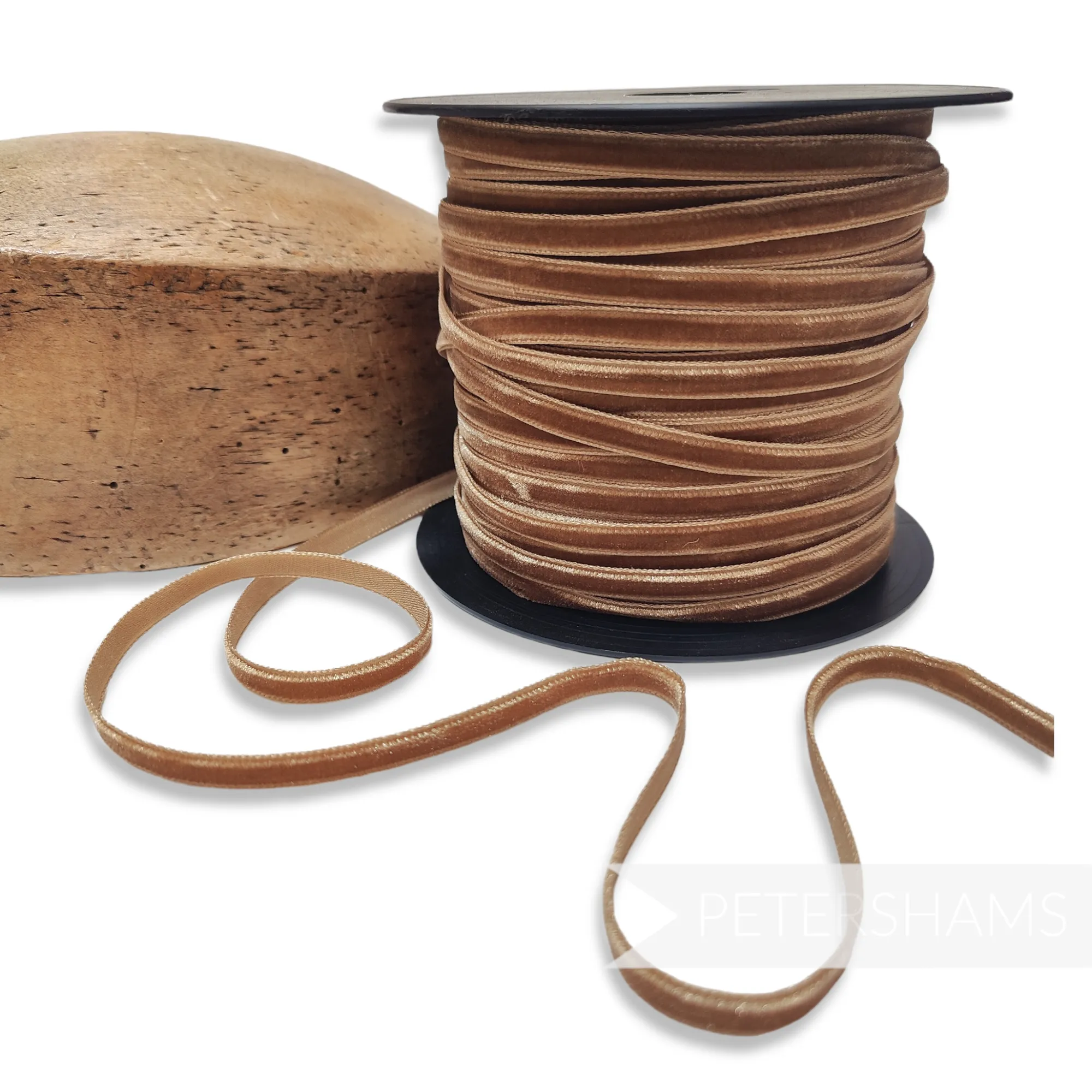 7mm French Velvet Ribbon - 1m