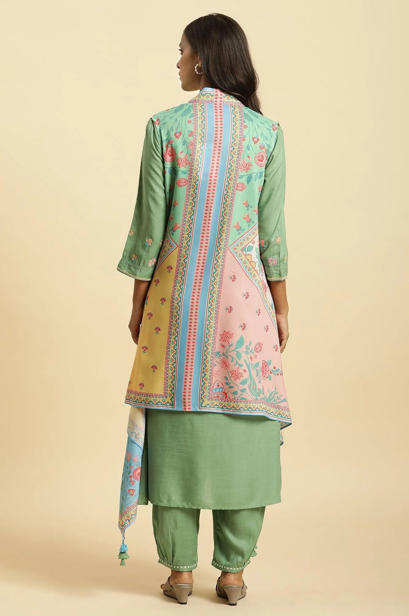 Green Solid Kurta, Printed Gilet And Gathered Pants Set