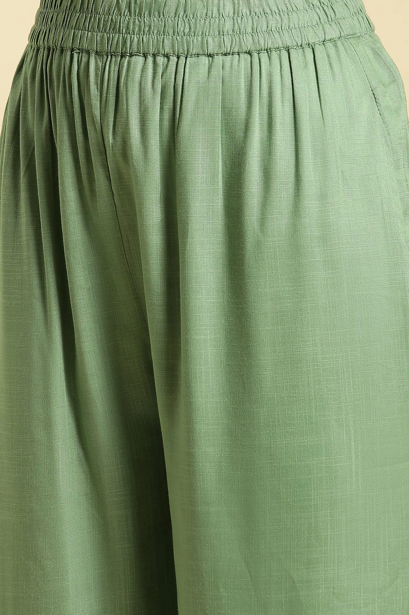 Green Solid Kurta, Printed Gilet And Gathered Pants Set