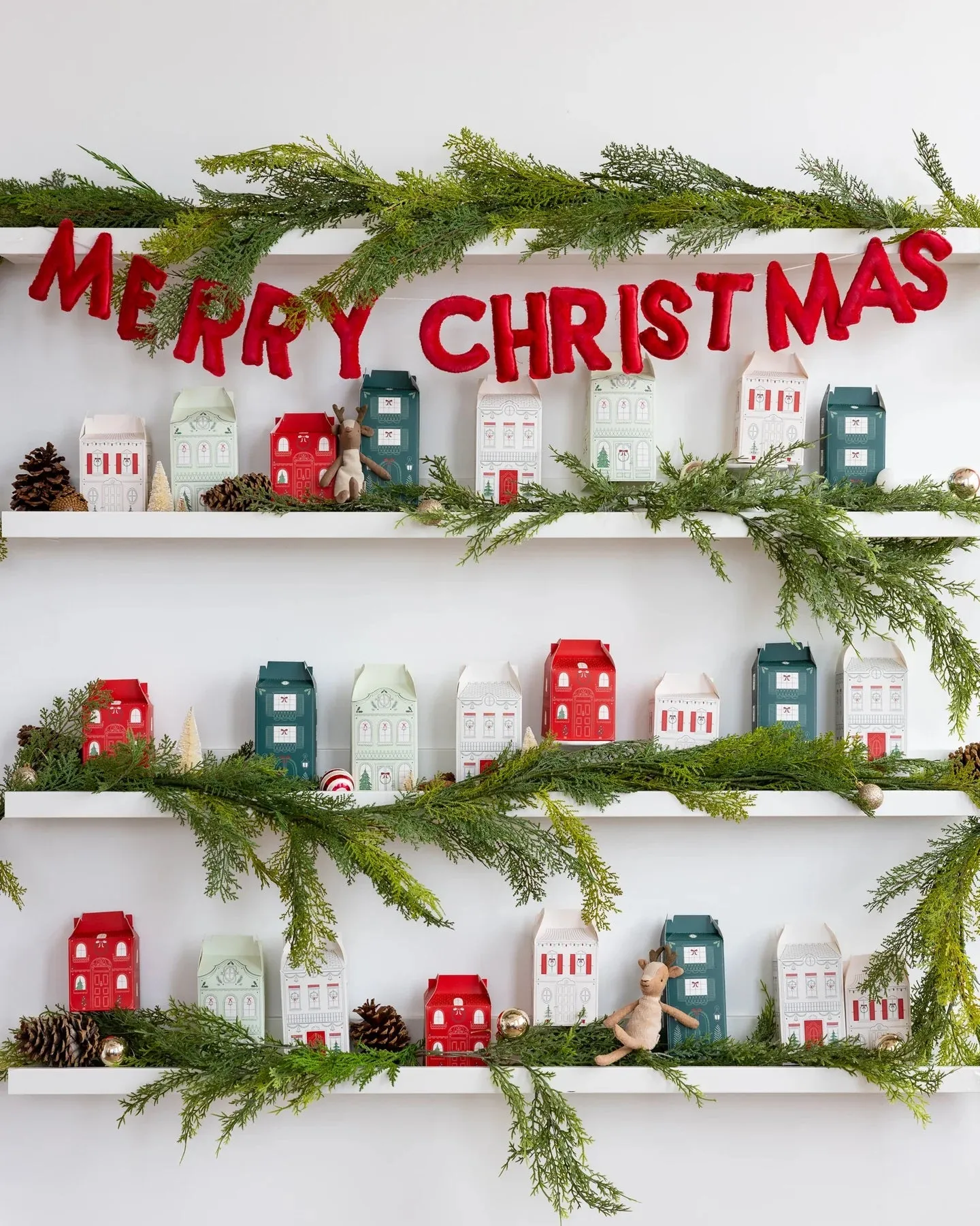 Red Velvet Merry Christmas Banner