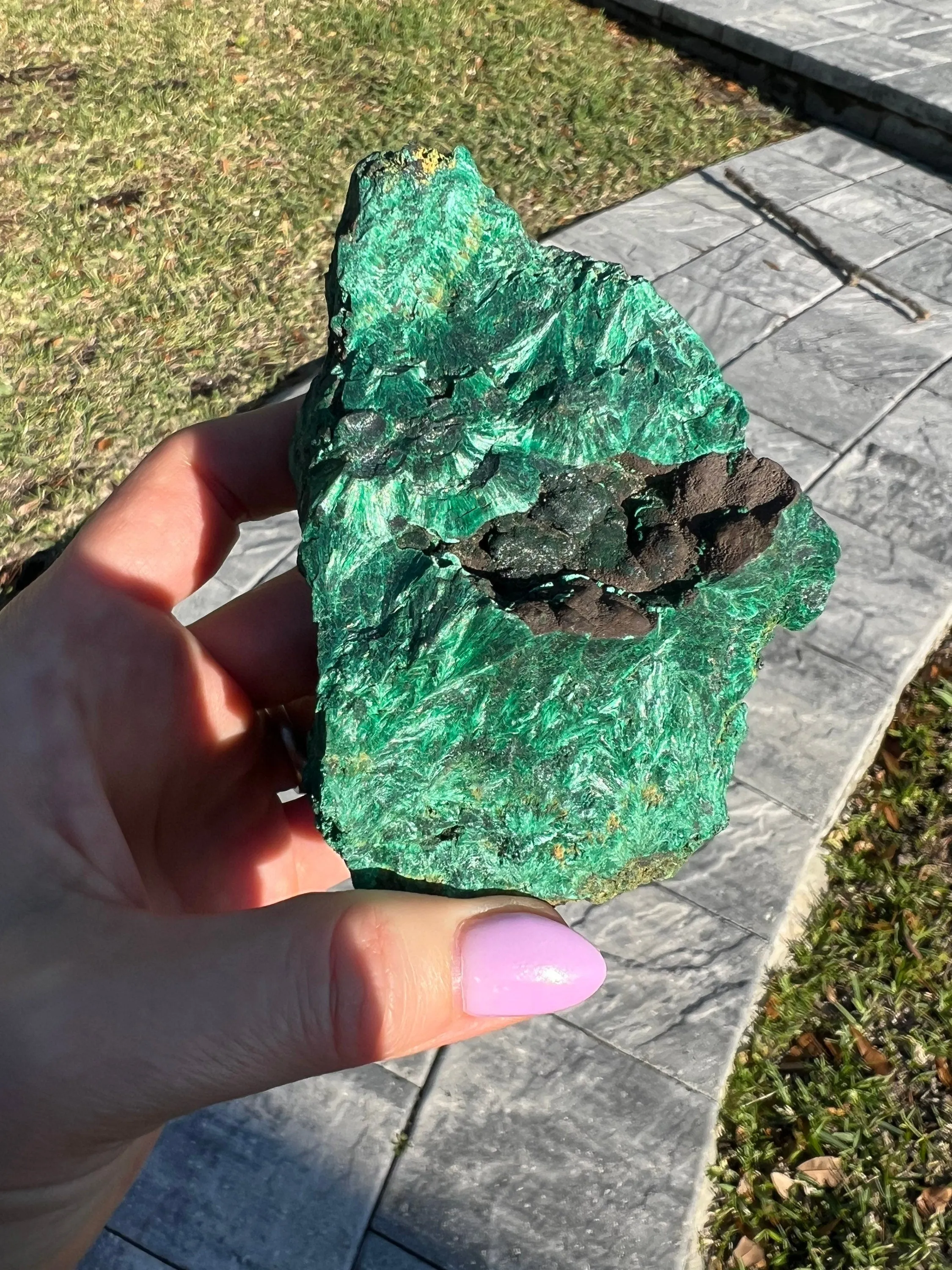 Rough natural malachite 432grams