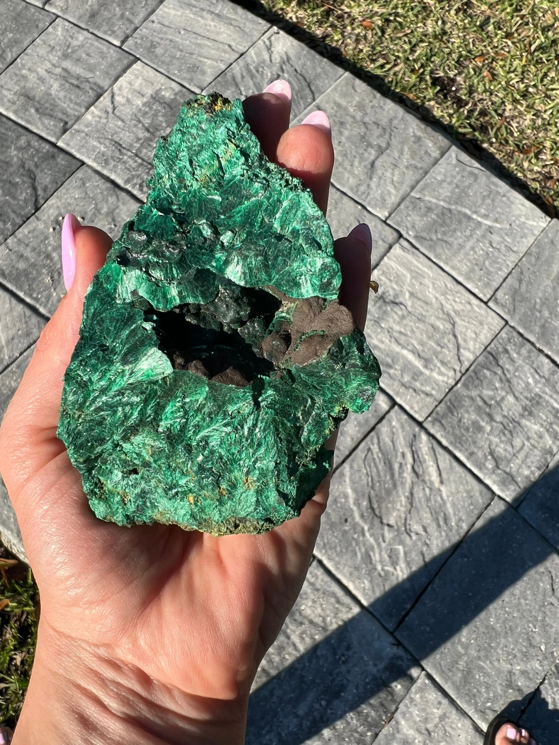 Rough natural malachite 432grams