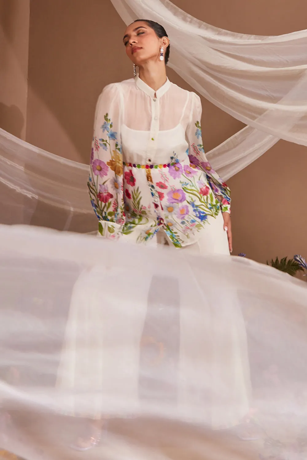 SAKSHI SINDHWANI IN JUNIPER FLORAL PRINTED ORGANZA COORD SET