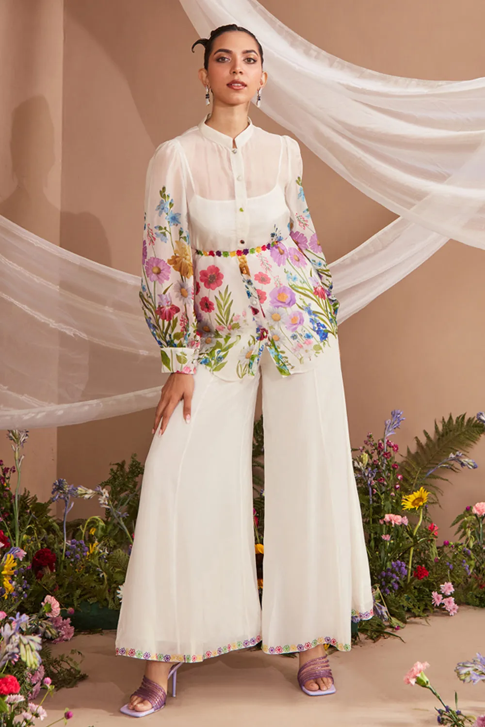 SAKSHI SINDHWANI IN JUNIPER FLORAL PRINTED ORGANZA COORD SET