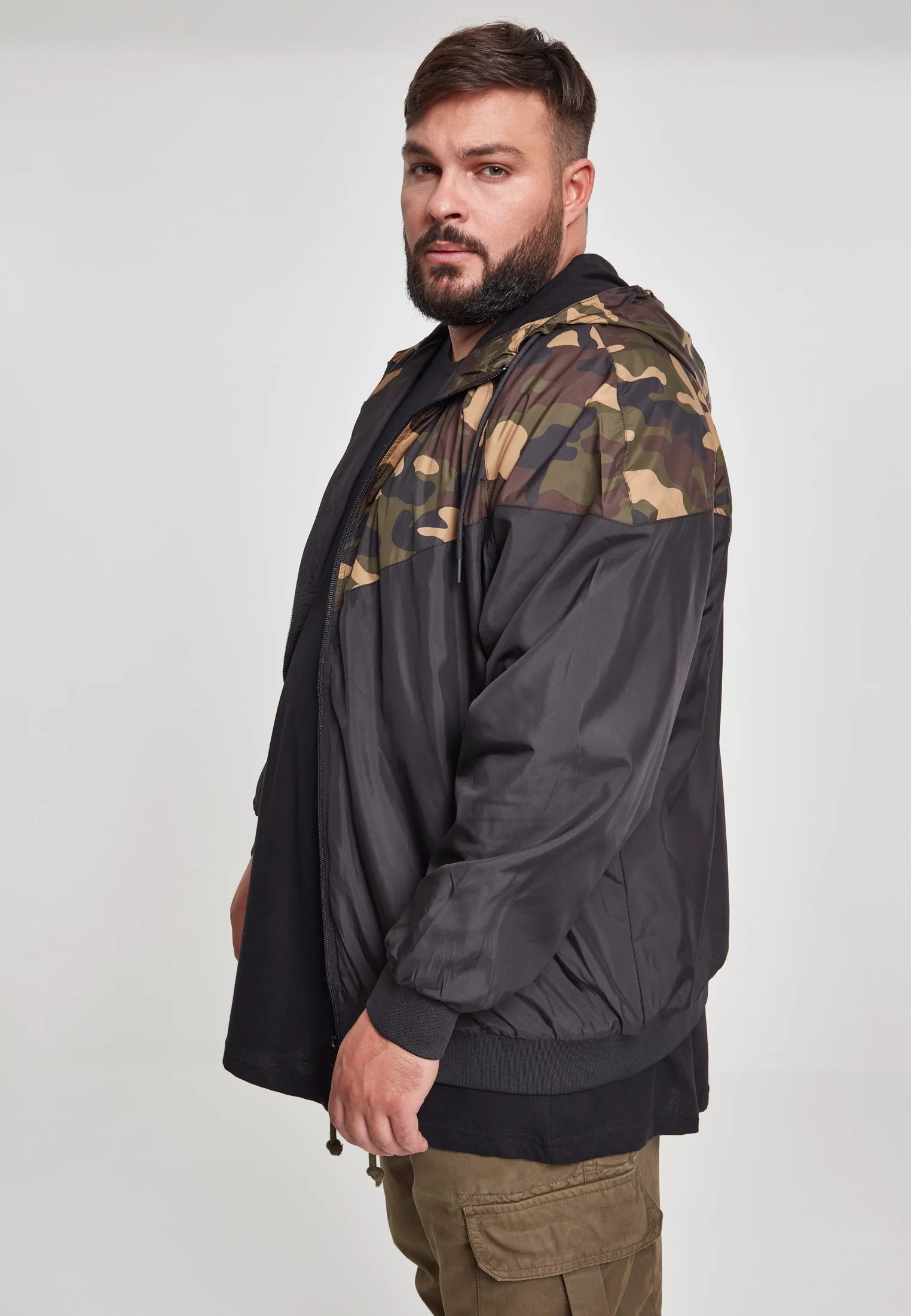UC Pattern Arrow Windrunner