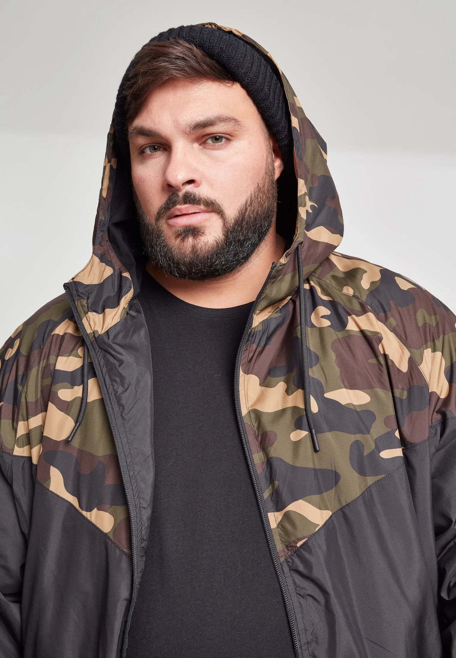 UC Pattern Arrow Windrunner