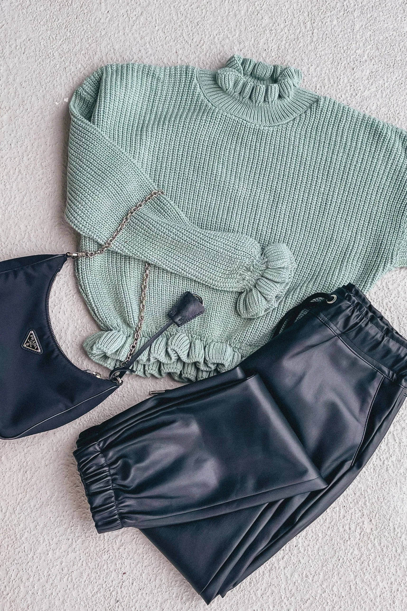 Vera Crop Sweater - Sage